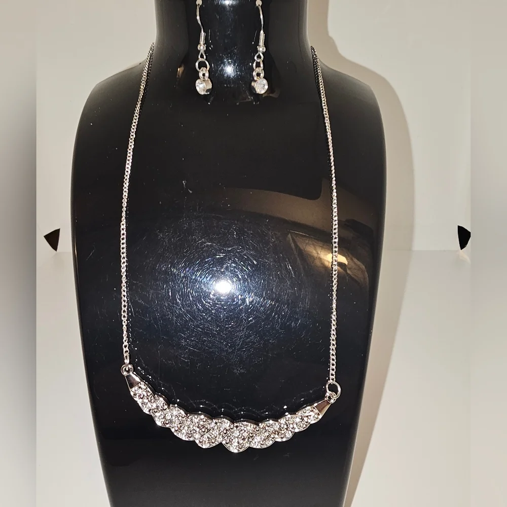 Silver Necklace and Earring Set